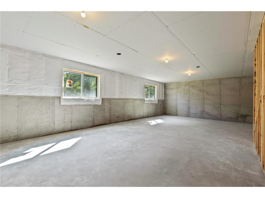 2860 Victoria Street N Roseville MN 55113 - Owasso 6522395 image26