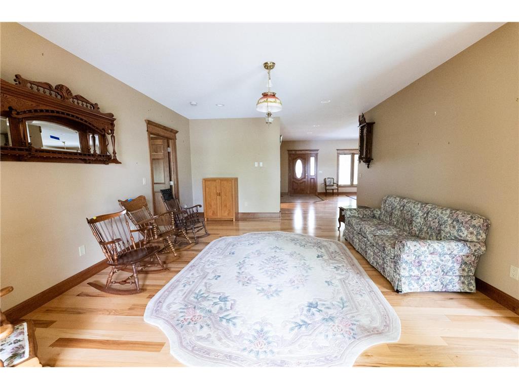 28610 Elk Lake Road E, Zimmerman, MN, 55398 MLS 6550901 Edina Realty