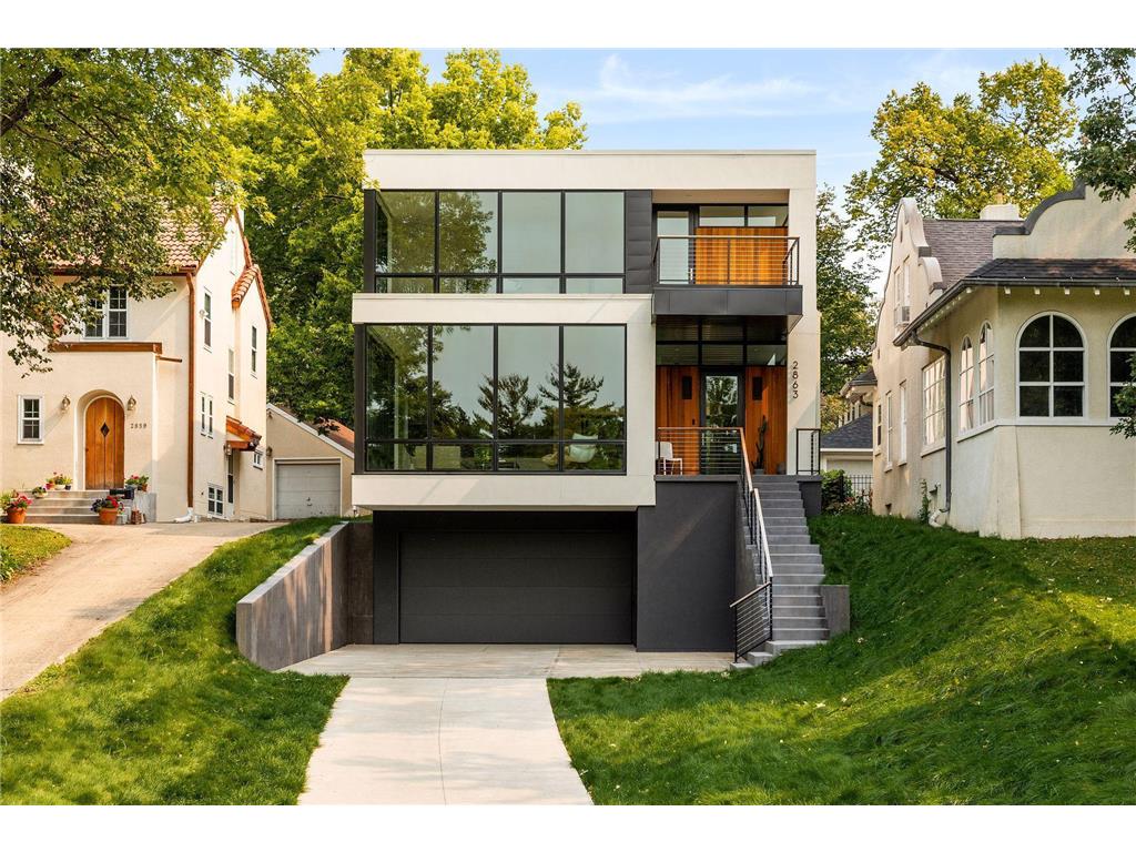 2863 E Lake Of The Isles Parkway Minneapolis MN 55408 - Lake of the Isles 6686526 image1