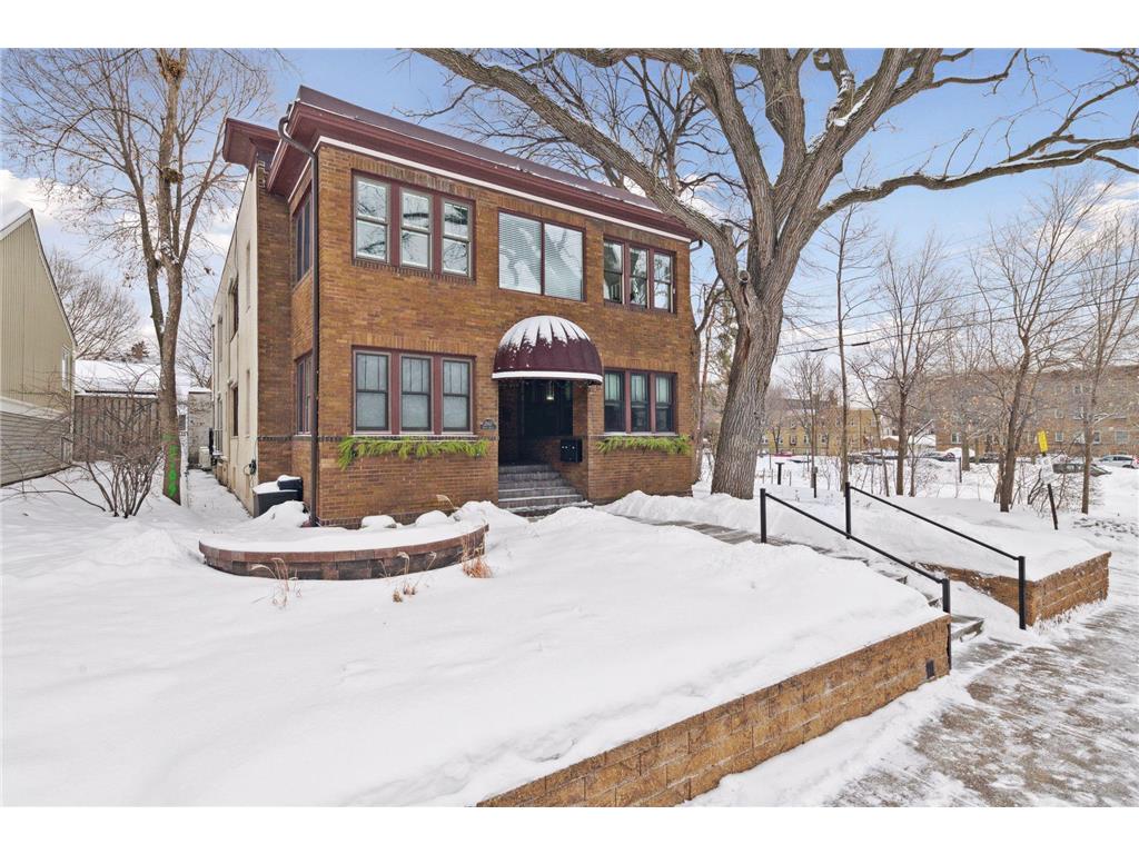 2867 James Avenue S #4 Minneapolis MN 55408 6328120 image1