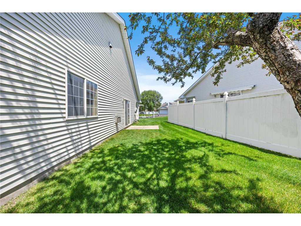 2868 117th Avenue NW Coon Rapids MN 55433 7081195 image26