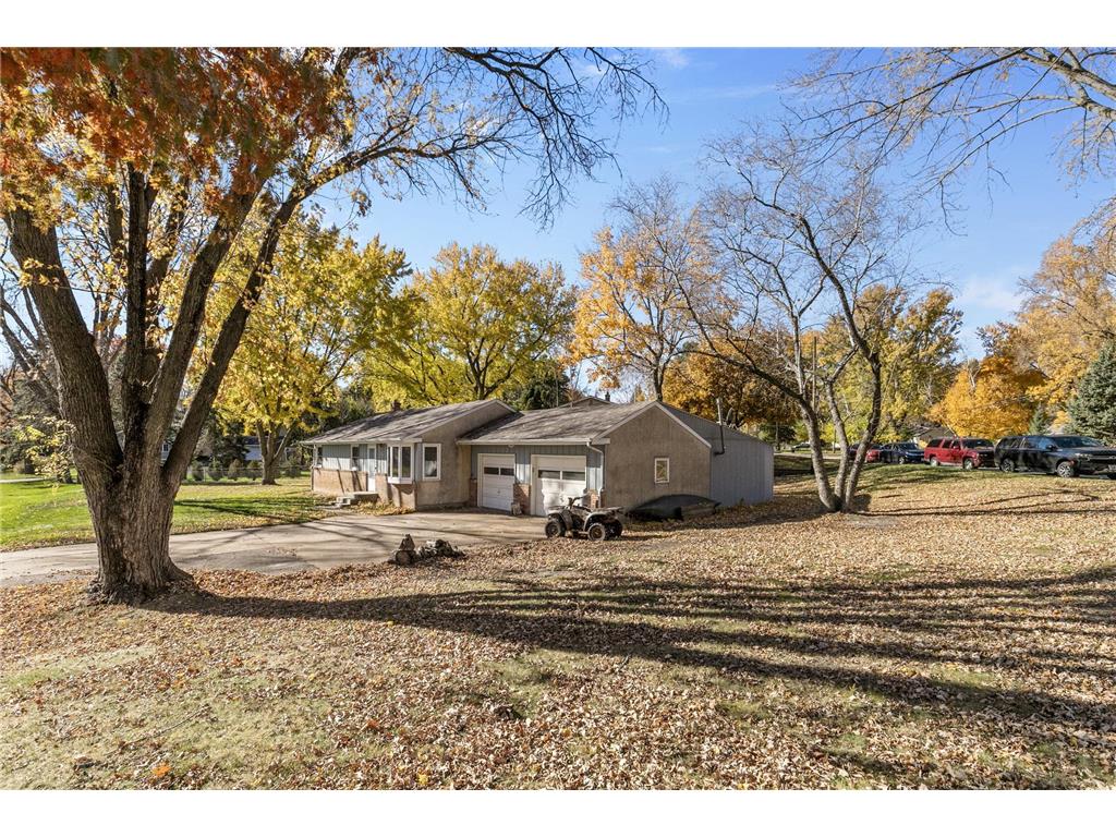 2869 Victoria Street N Roseville MN 55113 7006340 image1