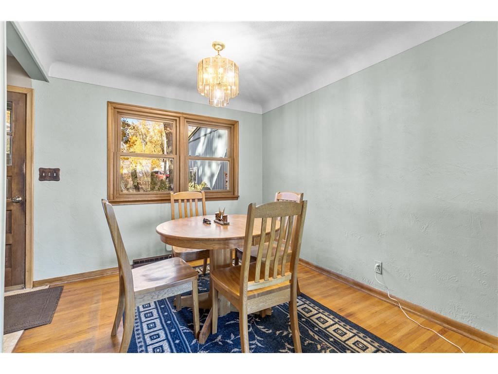 2869 Victoria Street N Roseville MN 55113 7006340 image13