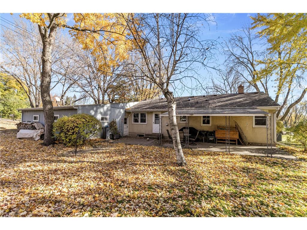 2869 Victoria Street N Roseville MN 55113 7006340 image27