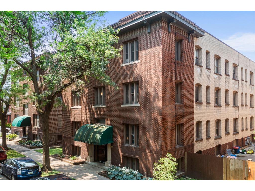 2870 & 2876 & 2882 Humboldt Avenue S Minneapolis MN 55408 7107359 image17