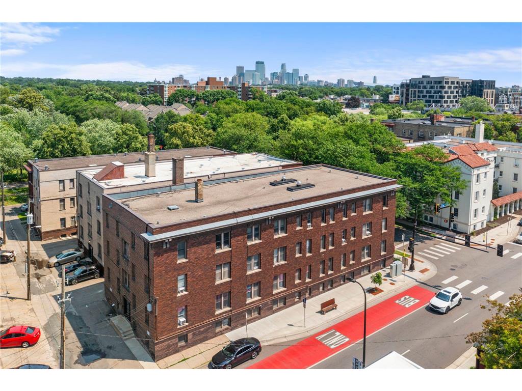 2870 & 2876 & 2882 Humboldt Avenue S Minneapolis MN 55408 7107359 image2