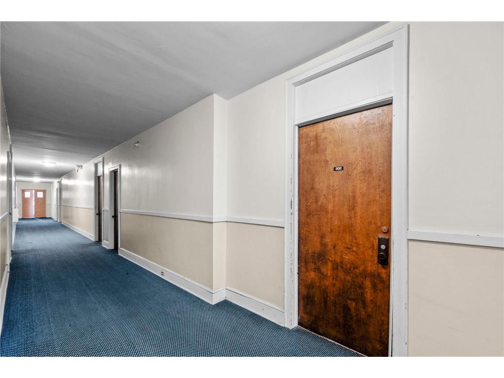 2870 & 2876 & 2882 Humboldt Avenue S Minneapolis MN 55408 7107359 image45
