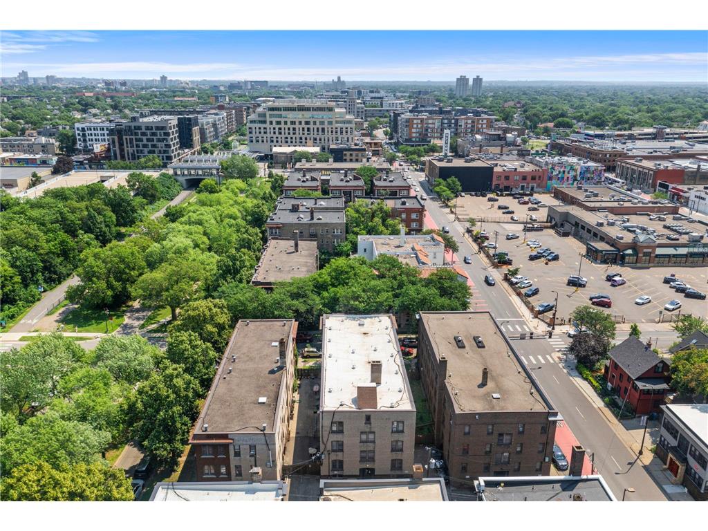 2870 & 2876 & 2882 Humboldt Avenue S Minneapolis MN 55408 7107359 image5