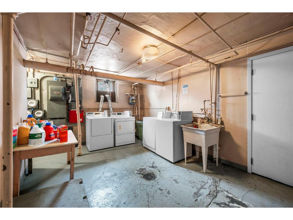2870 & 2876 & 2882 Humboldt Avenue S Minneapolis MN 55408 7107359 image62
