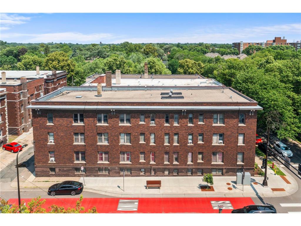 2870 & 2876 & 2882 Humboldt Avenue S Minneapolis MN 55408 7107359 image9