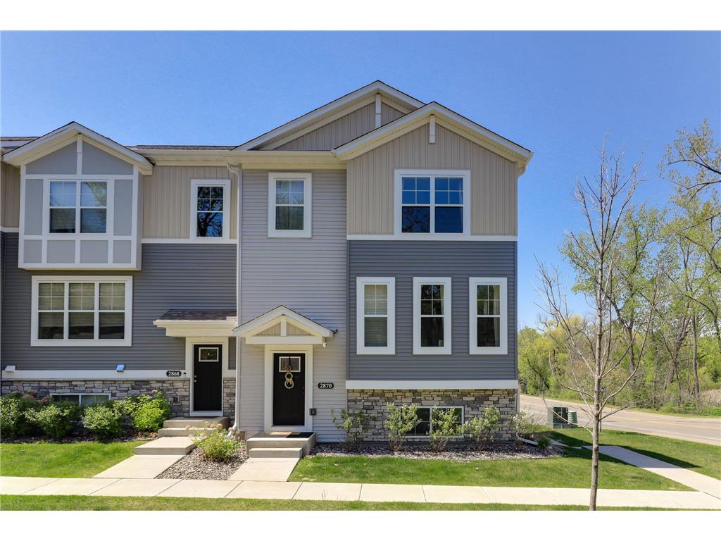 2870 Lexington Place N Roseville MN 55113 6714925 image1
