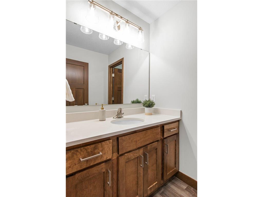 2870 Victoria Street N Roseville MN 55113 - Owasso 6784368 image16