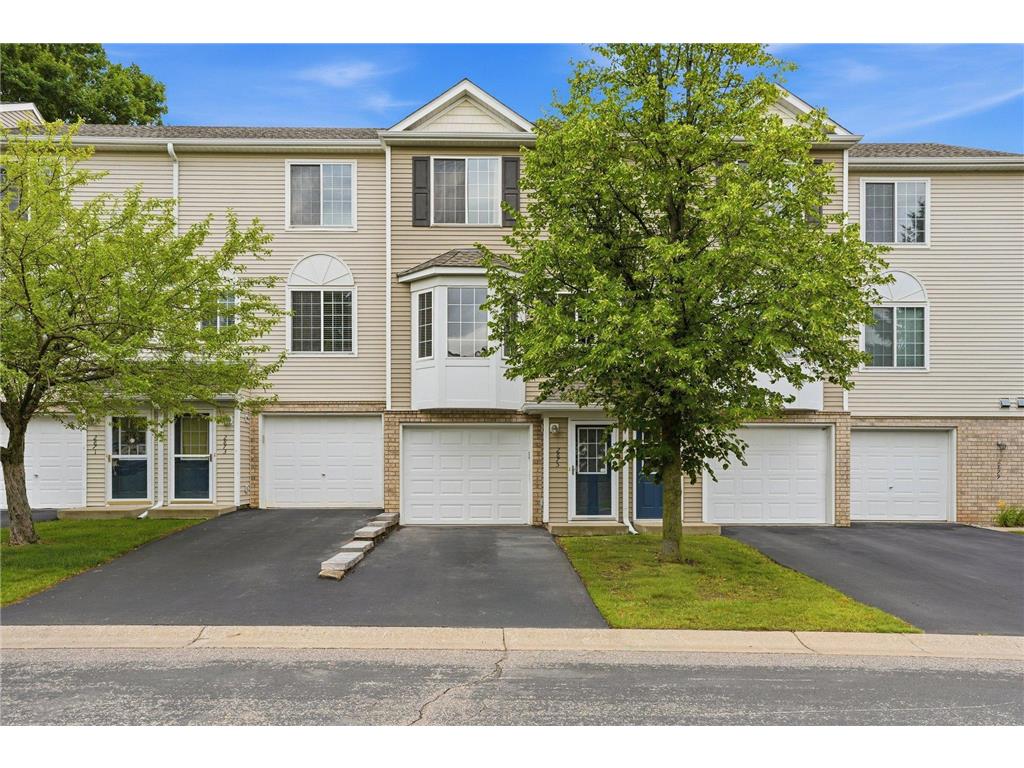 2875 Arboretum Village Trail Chanhassen MN 55331 7104670 image1