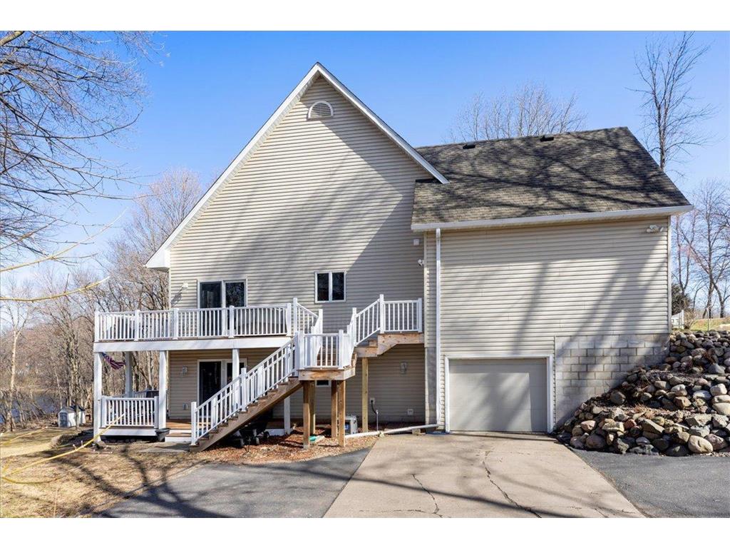 28750 Glader Boulevard Lindstrom MN 55045 - South Center Lake 7049138 image4