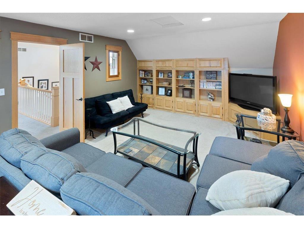 28750 Glader Boulevard Lindstrom MN 55045 - South Center Lake 7049138 image40