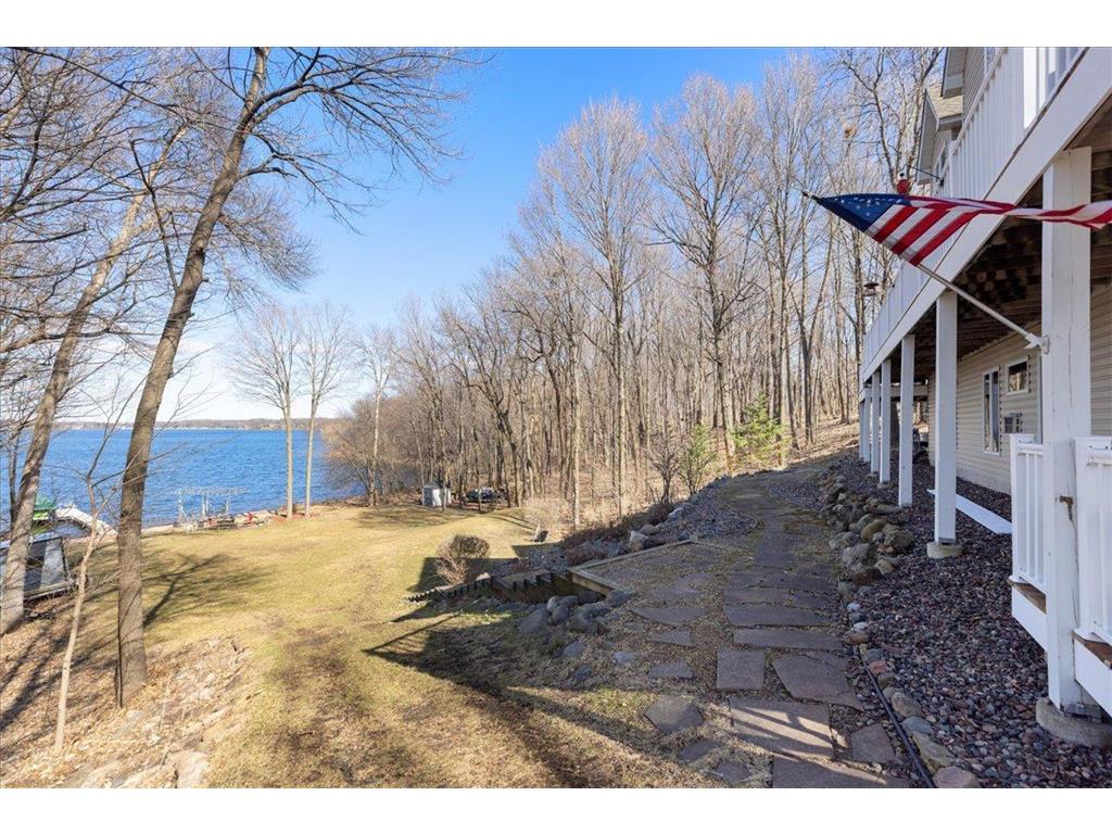 28750 Glader Boulevard Lindstrom MN 55045 - South Center Lake 7049138 image5