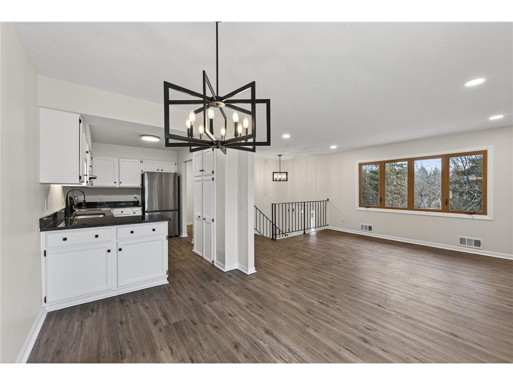2876 Castleford Court Woodbury MN 55125 7039960 image1