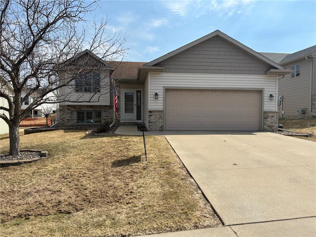 2876 Monroe Drive NW, Rochester, MN 55901 MLS 6343037 Edina Realty