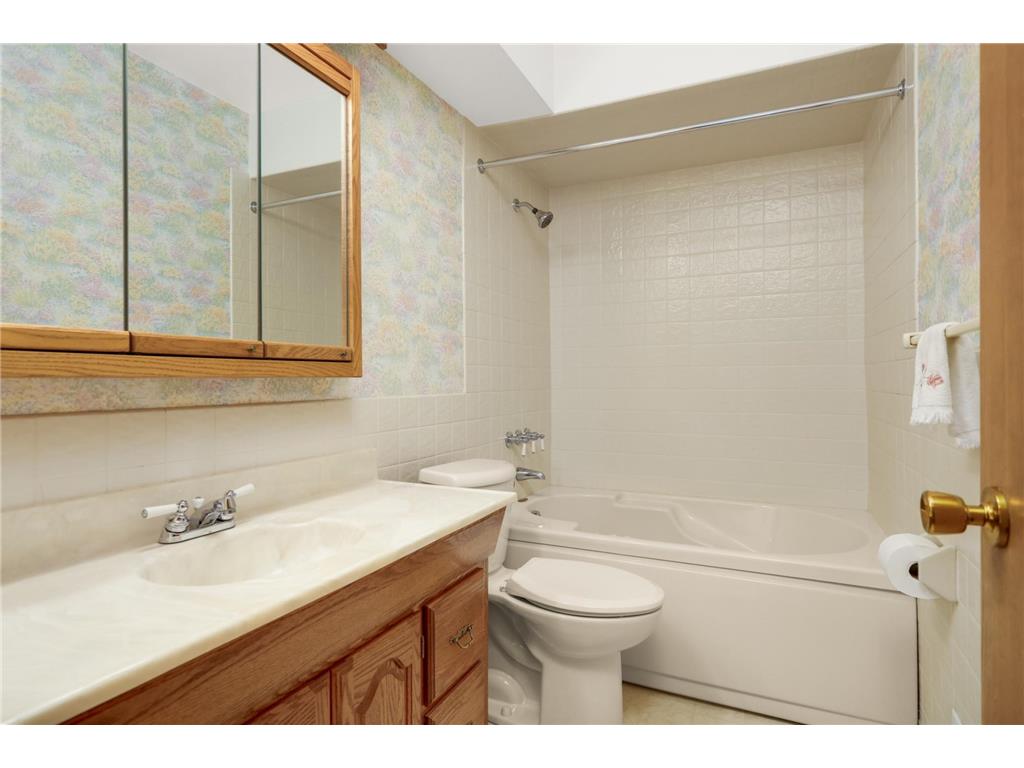 2878 Meadowlark Lane Maplewood MN 55109 7107247 image36