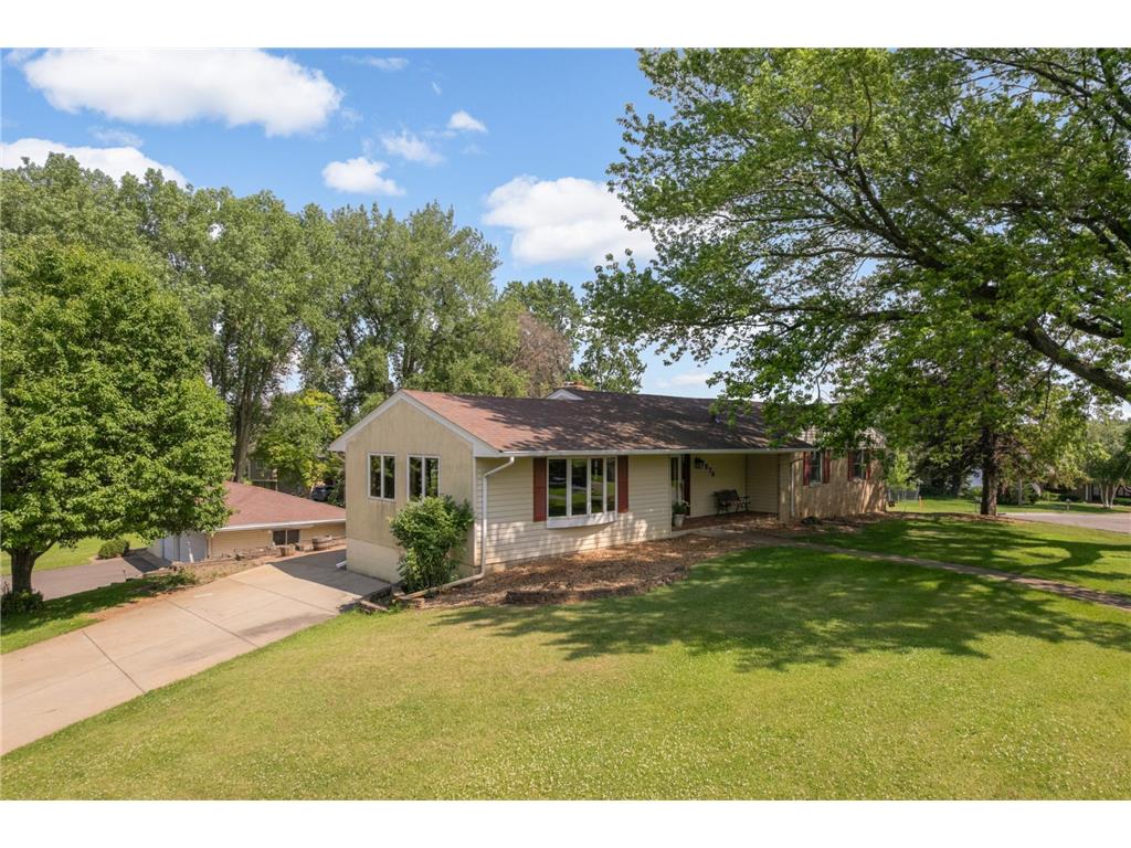 2878 Meadowlark Lane Maplewood MN 55109 7107247 image4