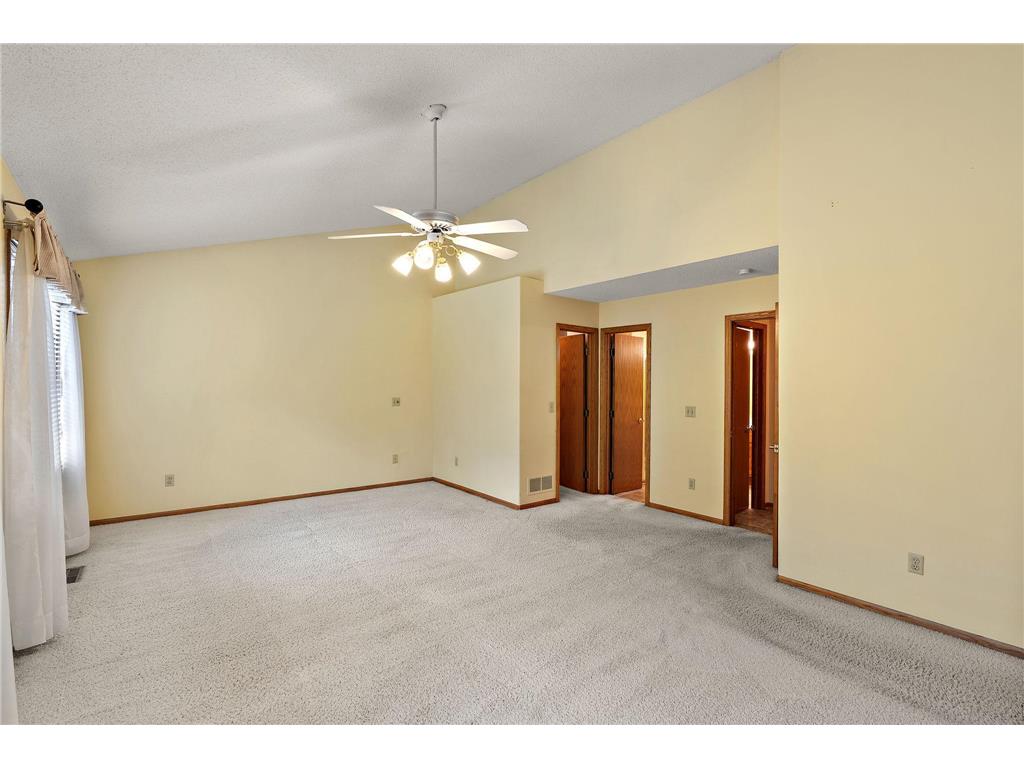 2879 Devonshire Place Woodbury MN 55125 7064896 image17