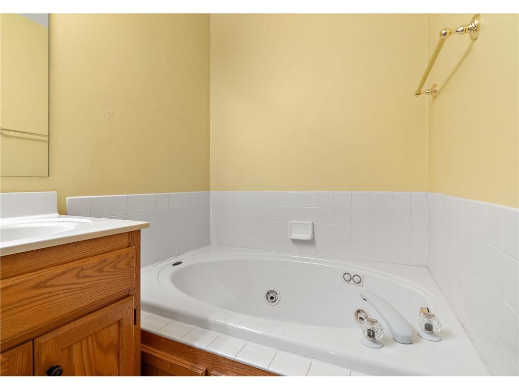 2879 Devonshire Place Woodbury MN 55125 7064896 image19