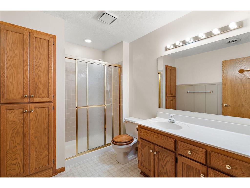 2879 Devonshire Place Woodbury MN 55125 7064896 image33