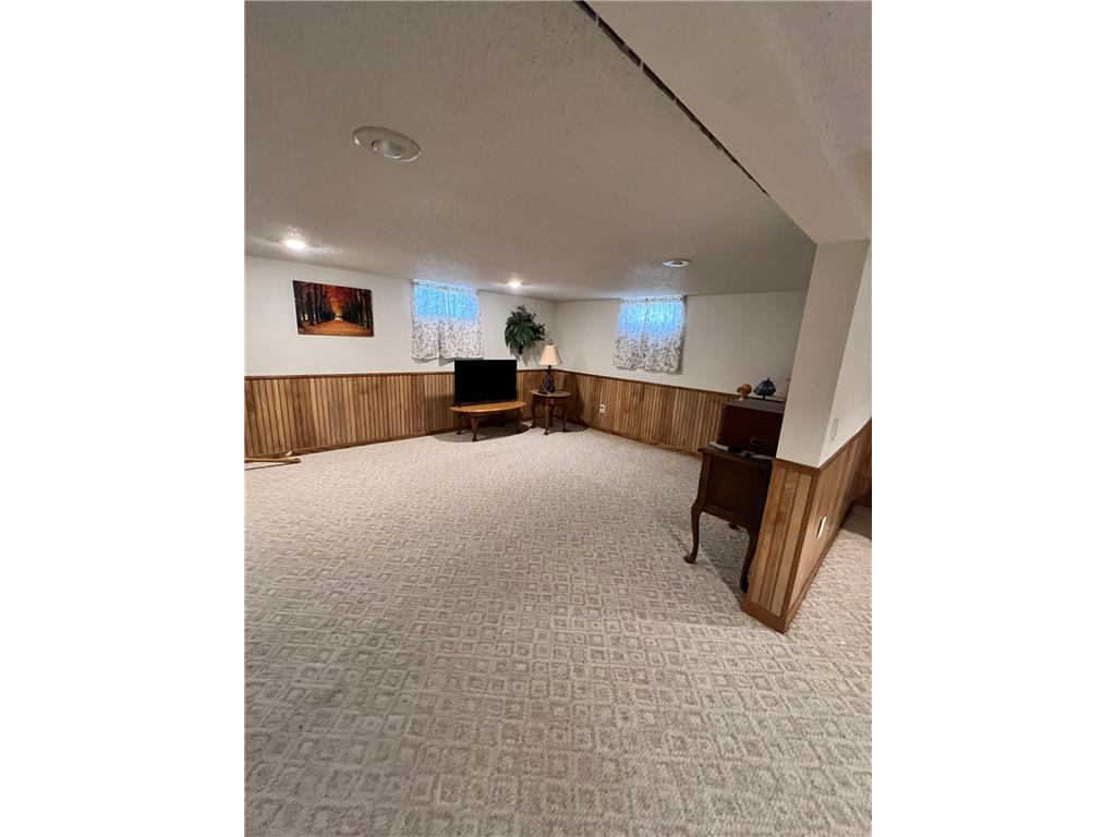 288 Locust Street Dawson MN 56232 7045536 image32
