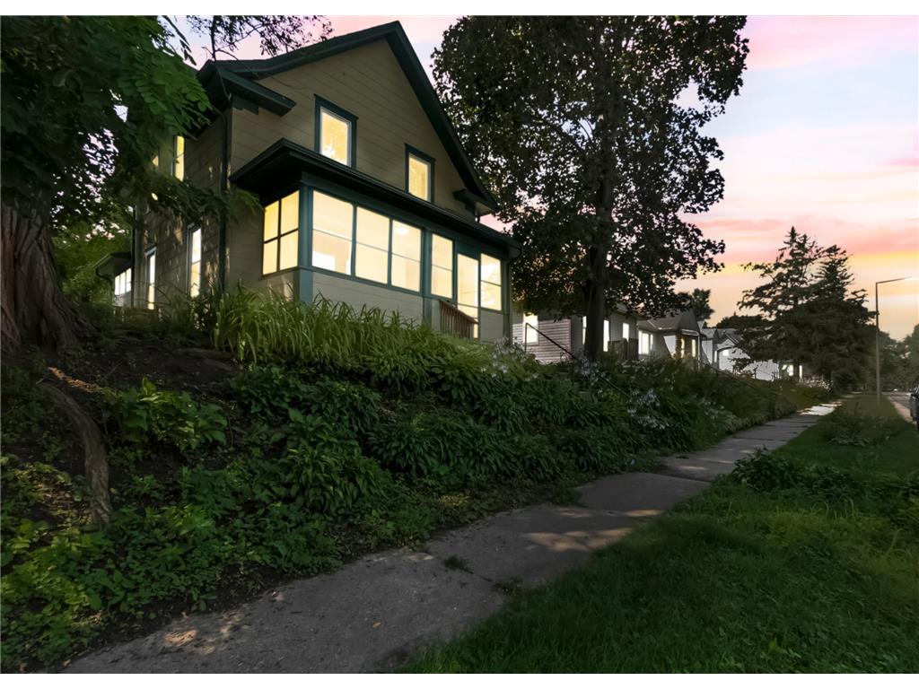 288 Sidney Street E Saint Paul MN 55107 6577195 image1