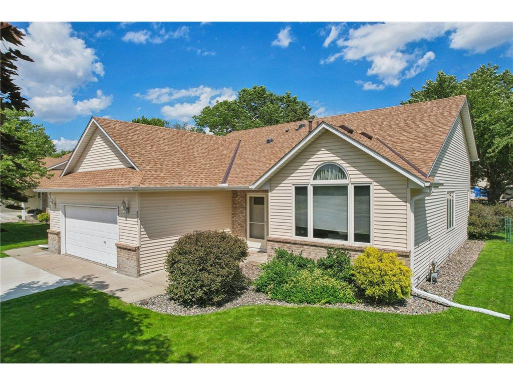 2880 Desoto Street Little Canada MN 55117 6542373 image1