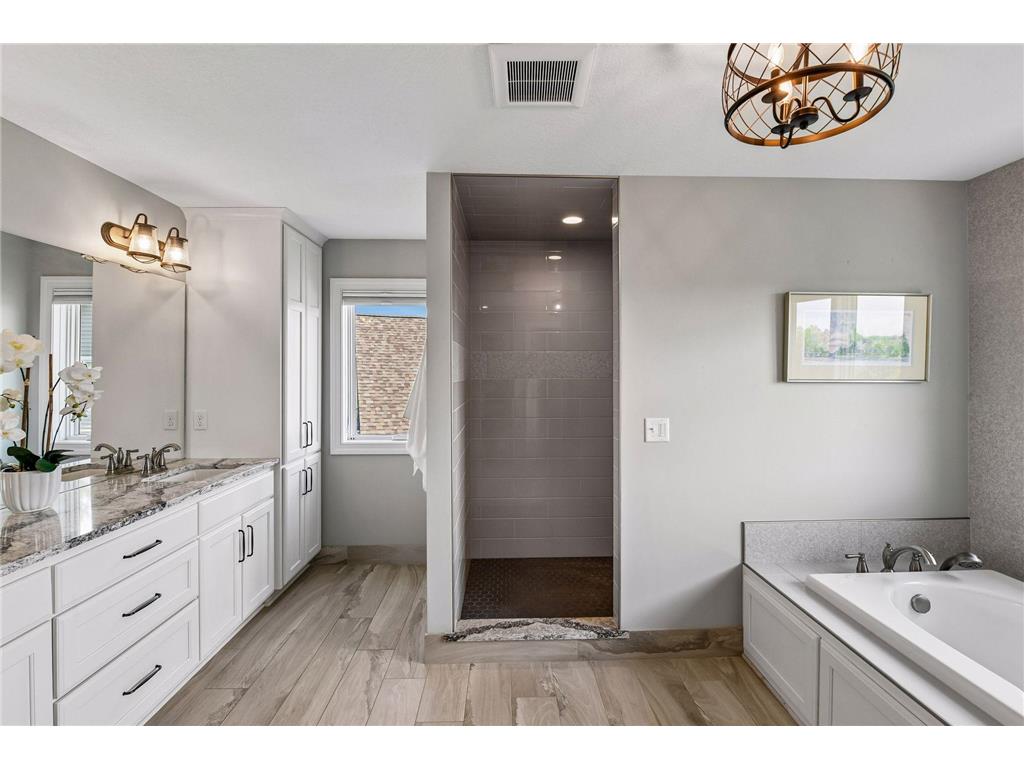 2880 Fairway Drive Chaska MN 55318 6811638 image19