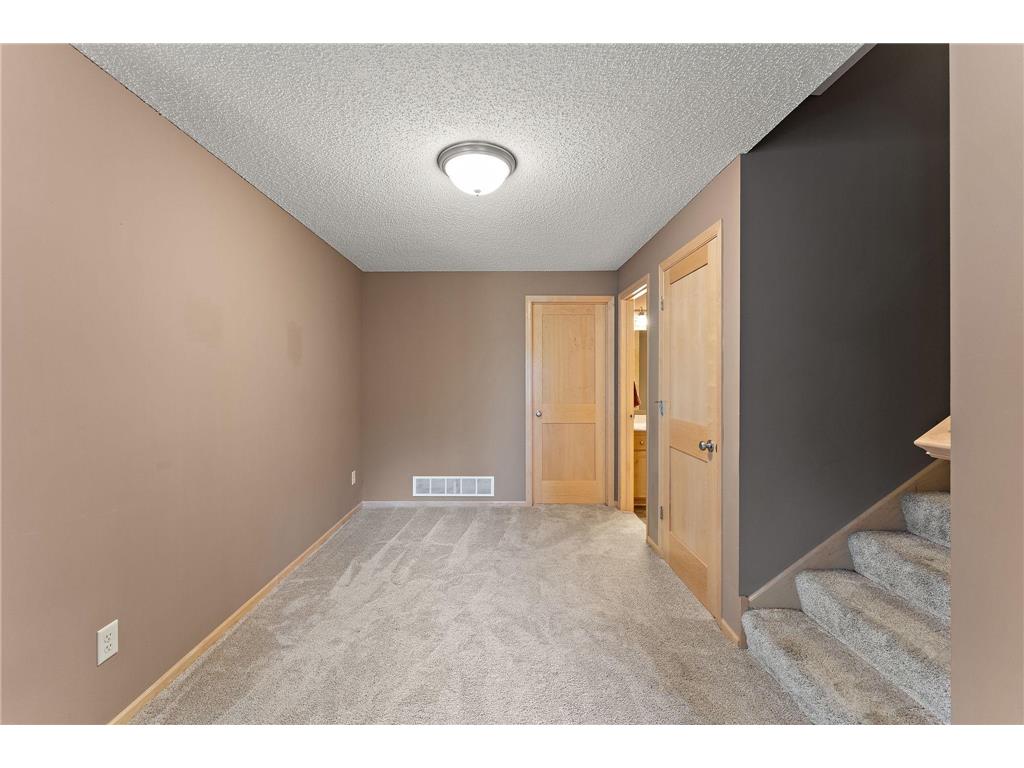 2880 Liberty Trail Woodbury MN 55129 7102245 image23