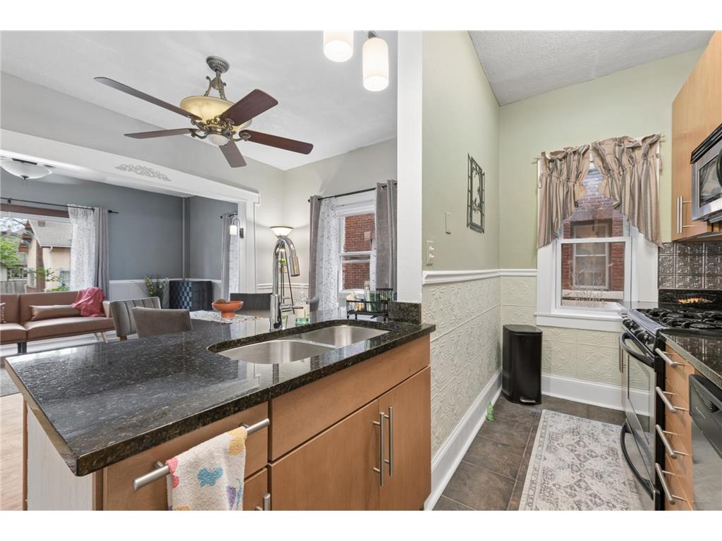 2881 Irving Avenue S #102 Minneapolis MN 55408 7080026 image13