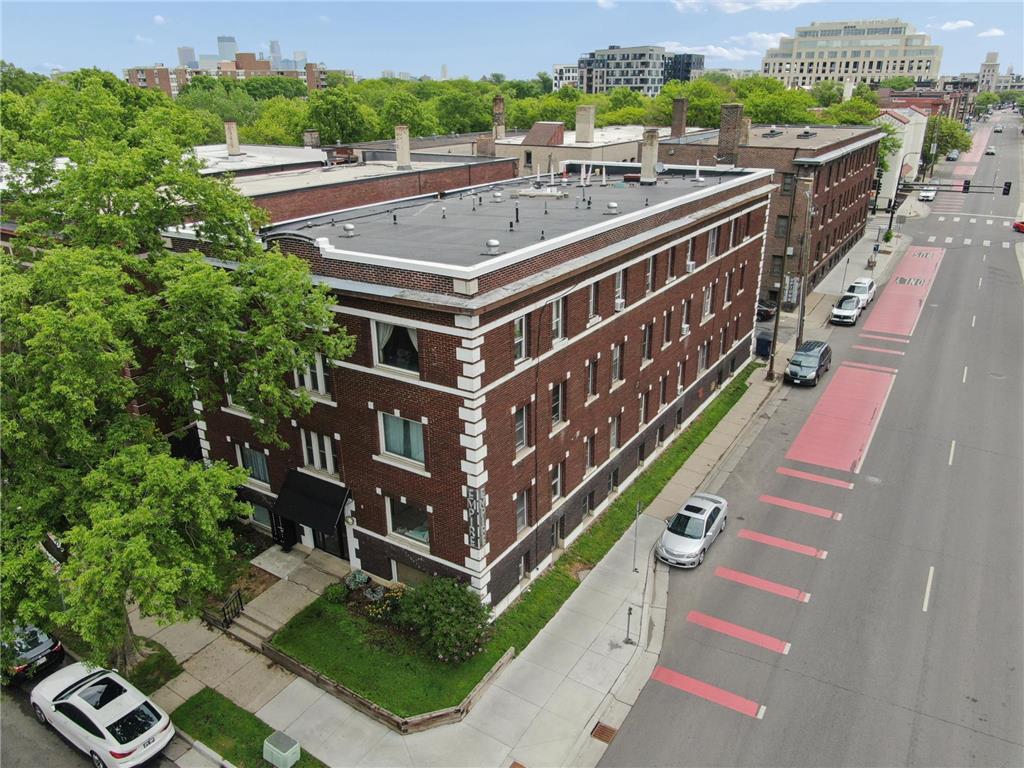 2881 Irving Avenue S #102 Minneapolis MN 55408 7080026 image20