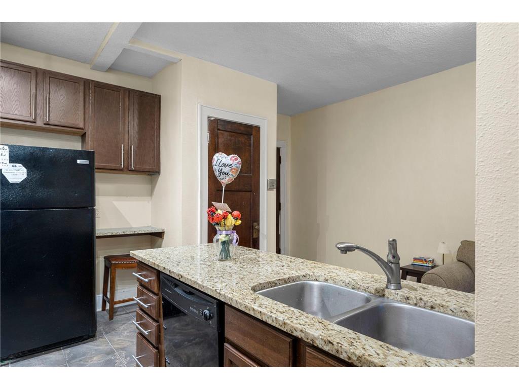 2881 Irving Avenue S #306 Minneapolis MN 55408 6808777 image10