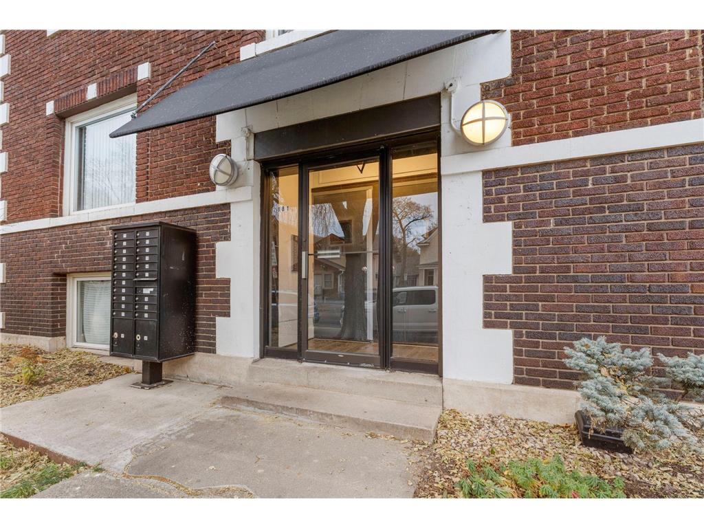 2881 Irving Avenue S #306 Minneapolis MN 55408 6808777 image2