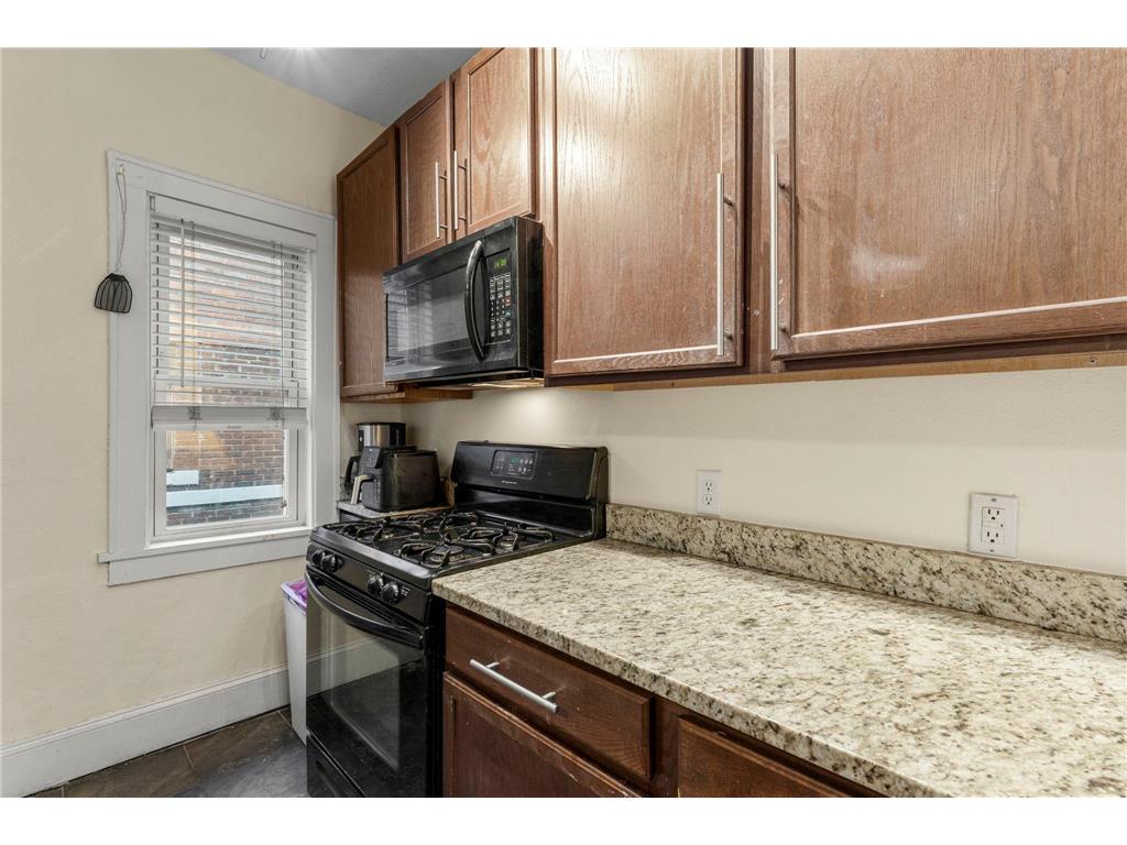 2881 Irving Avenue S #306 Minneapolis MN 55408 6808777 image8