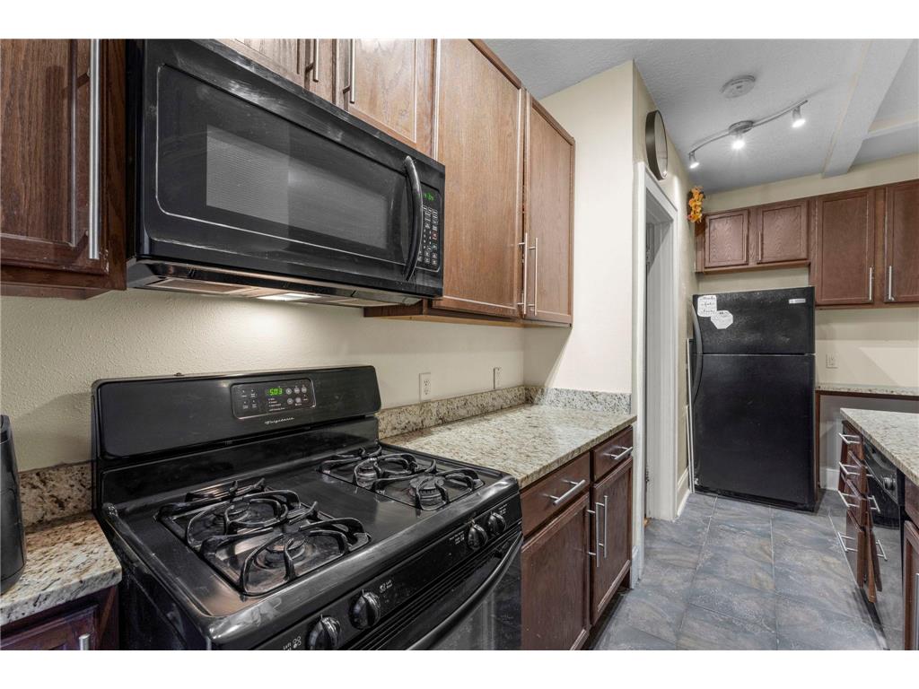 2881 Irving Avenue S #306 Minneapolis MN 55408 6808777 image9