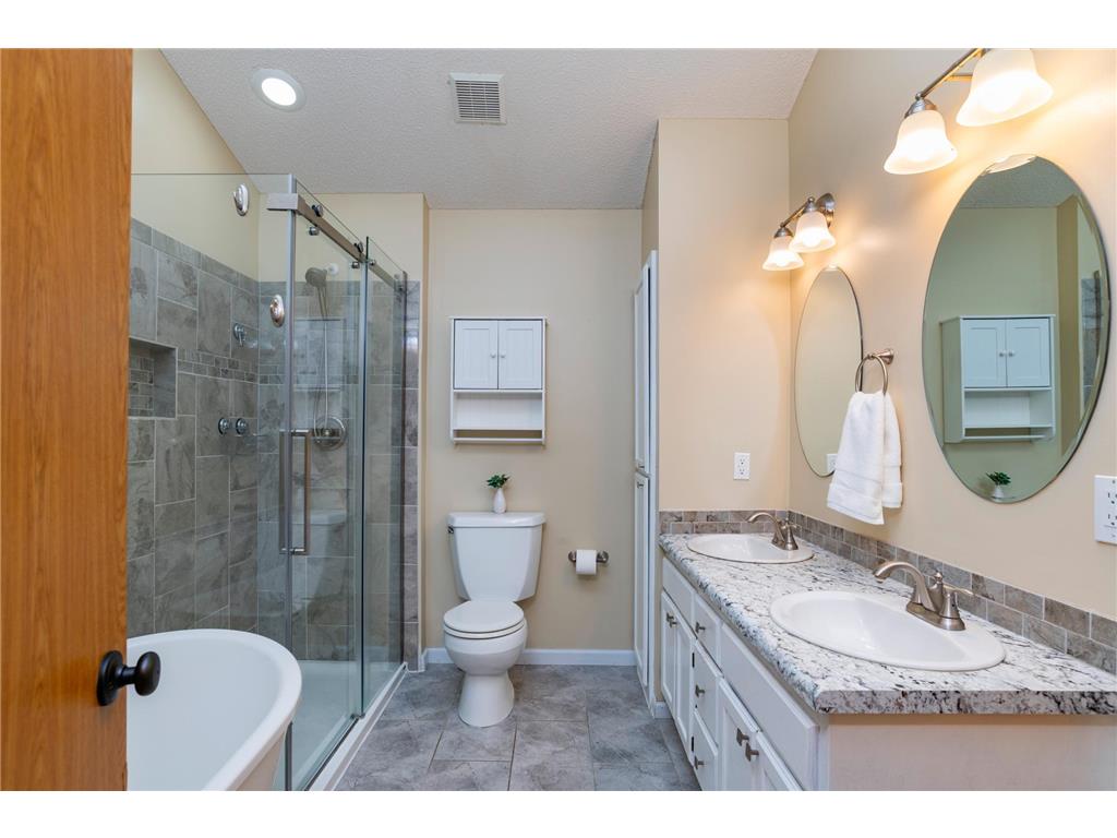 2883 Devonshire Place Woodbury MN 55125 6799069 image13