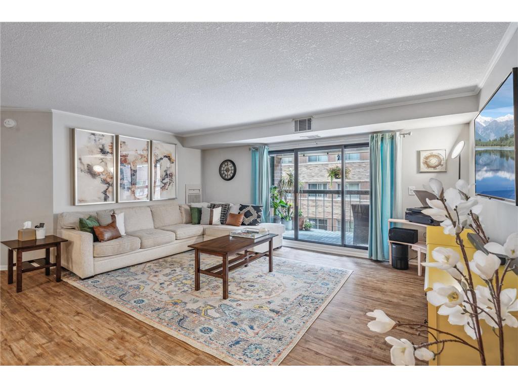 2885 Knox Ave S #405 Minneapolis MN 55408 6716558 image1