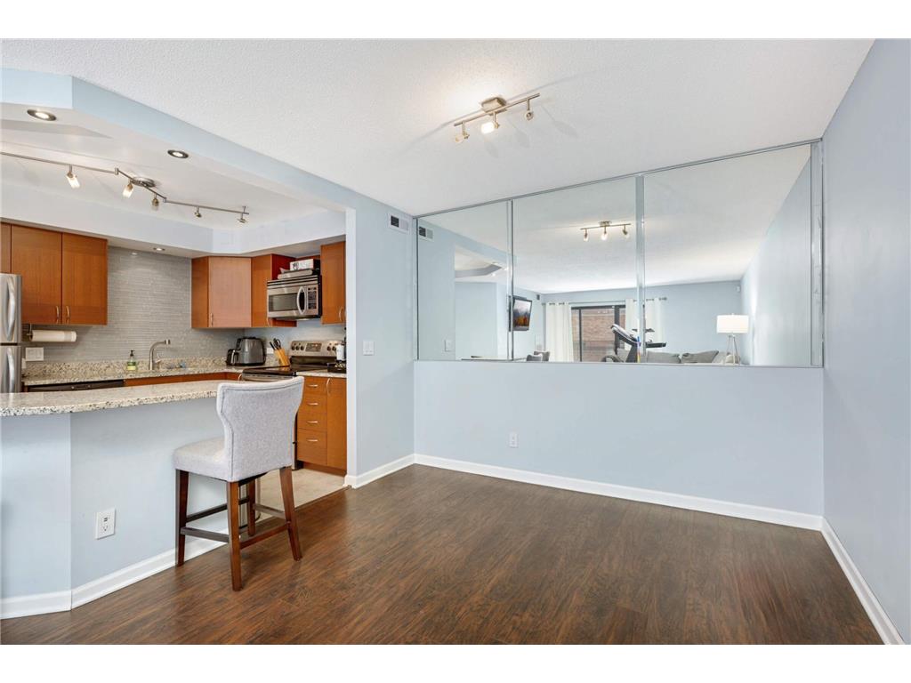 2885 Knox Avenue S #203 Minneapolis MN 55408 6770440 image17