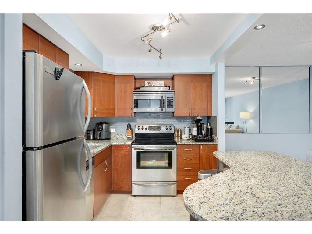 2885 Knox Avenue S #203 Minneapolis MN 55408 7046640 image5