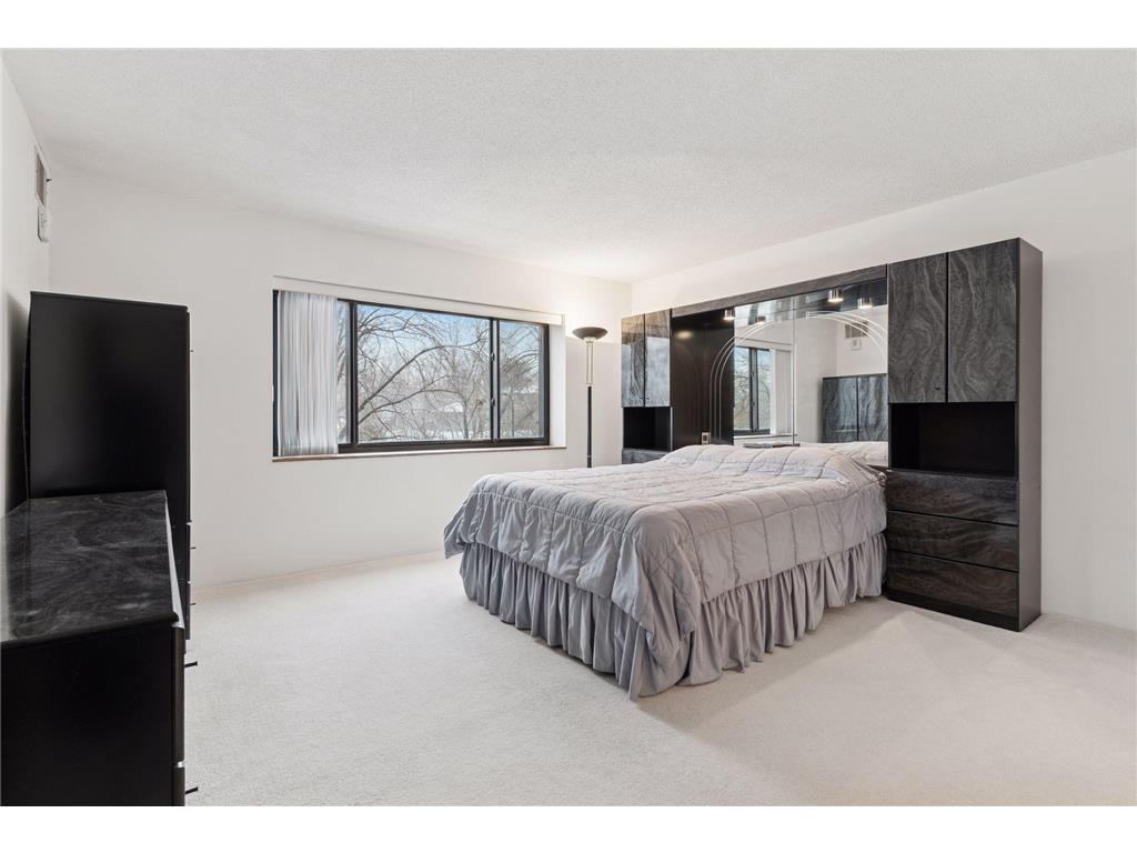 2885 Knox Avenue S #404 Minneapolis MN 55408 7003211 image15