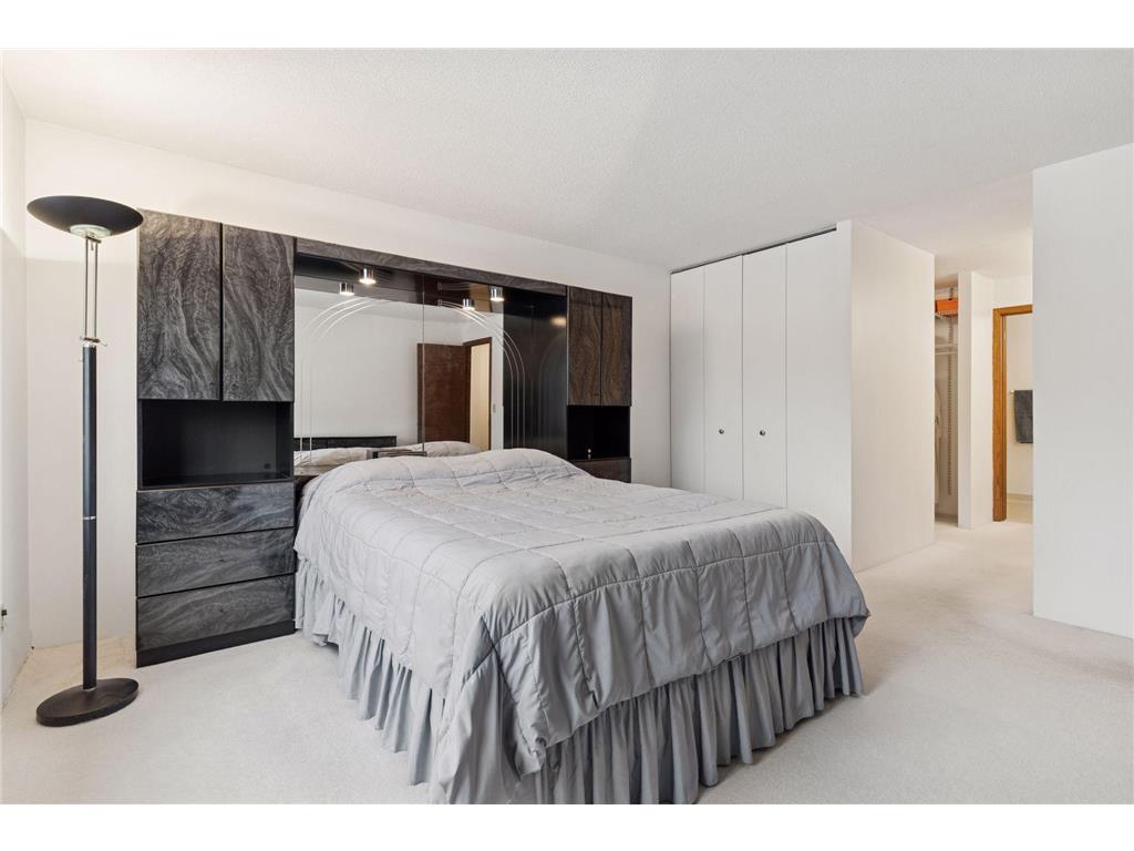 2885 Knox Avenue S #404 Minneapolis MN 55408 7003211 image17