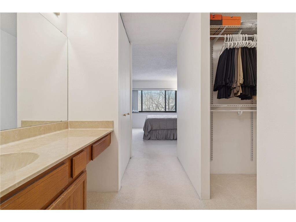 2885 Knox Avenue S #404 Minneapolis MN 55408 7003211 image23