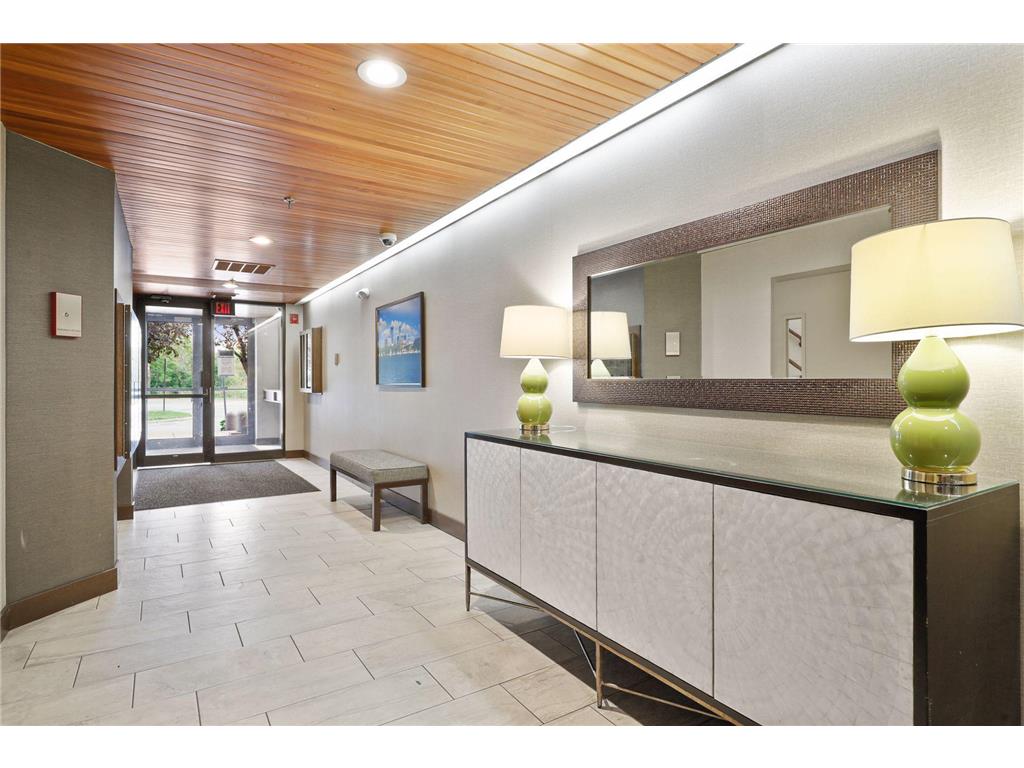 2885 Knox Avenue S #404 Minneapolis MN 55408 7003211 image3