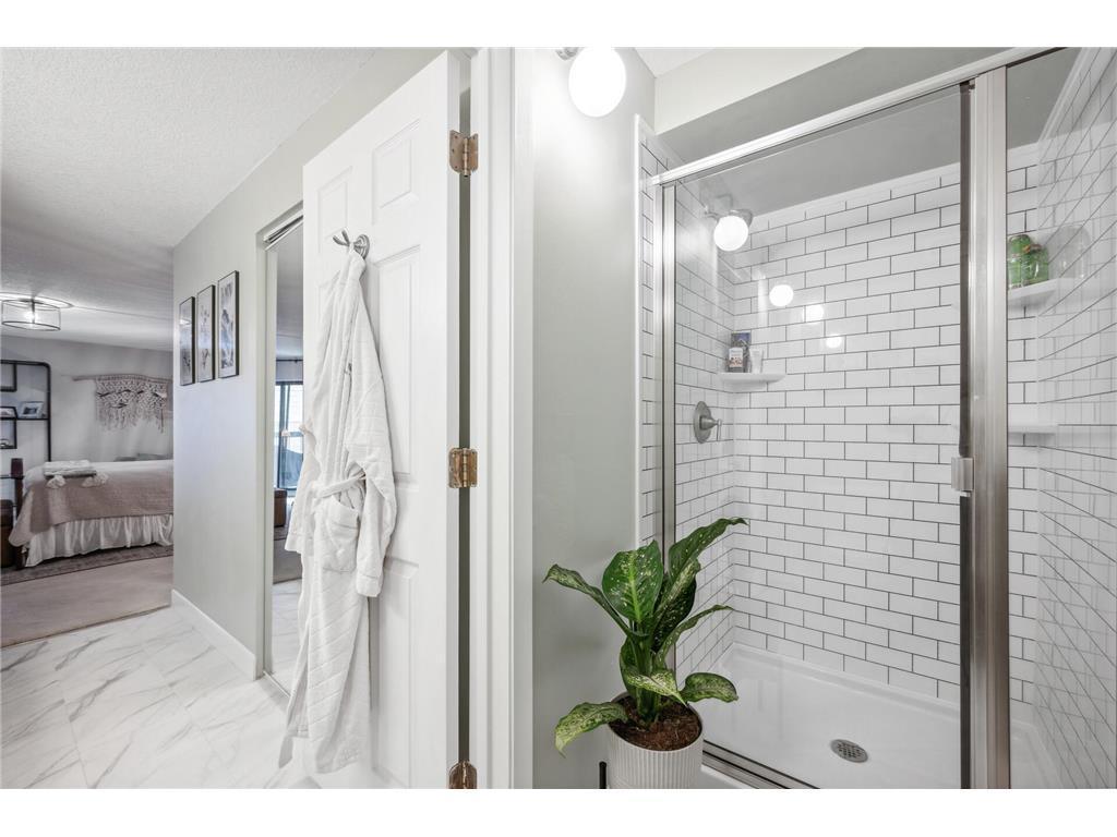 2885 Knox Avenue S #405 Minneapolis MN 55408 7068842 image24