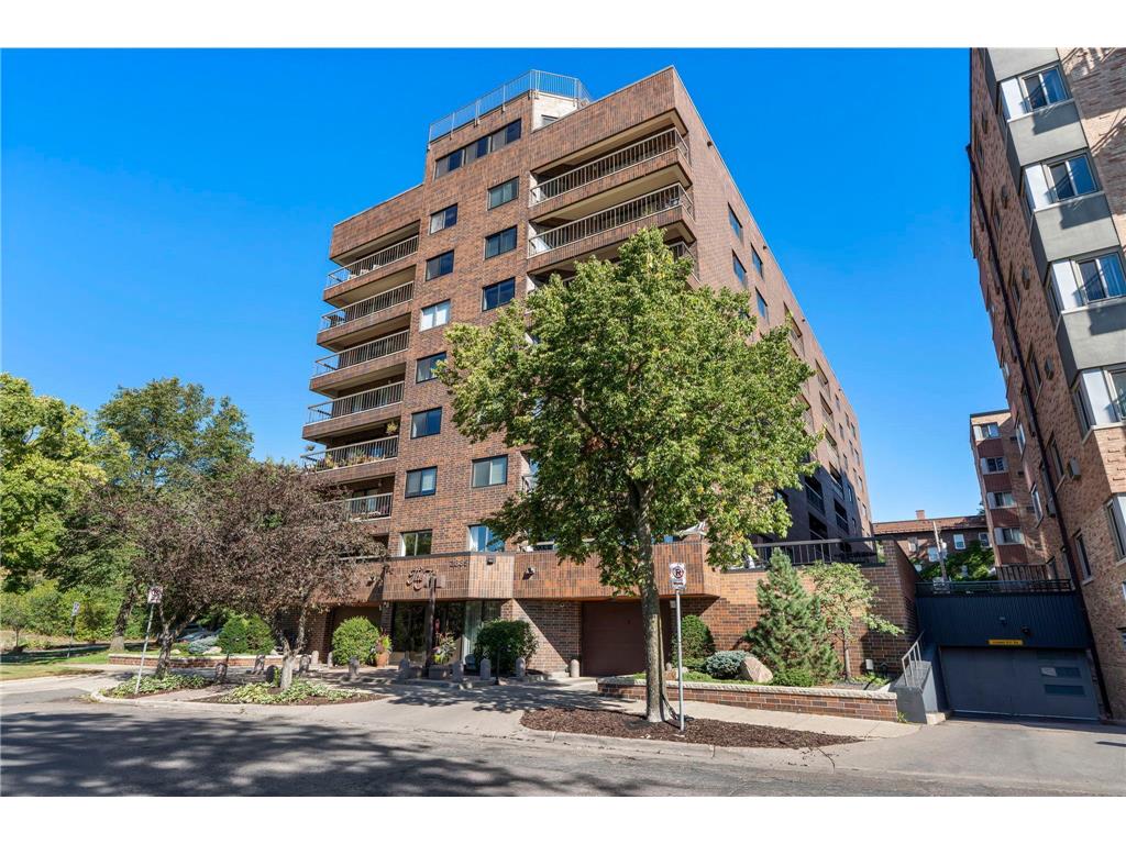 2885 Knox Avenue S #605 Minneapolis MN 55408 - Bde Maka Ska 7020766 image1