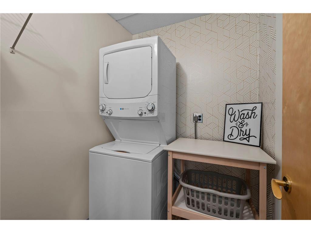 2885 Knox Avenue S #605 Minneapolis MN 55408 - Bde Maka Ska 7020766 image29