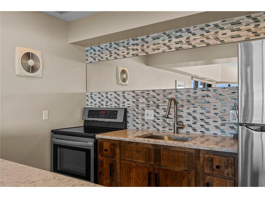 2885 Knox Avenue S #605 Minneapolis MN 55408 - Bde Maka Ska 7091492 image40